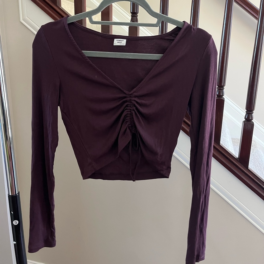 Cute ARITZIA scrunched top
